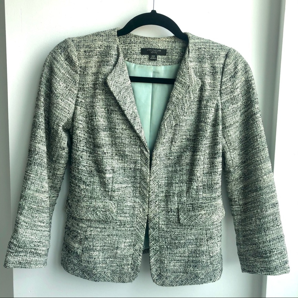 💕 Ann Taylor Tweed Jacket